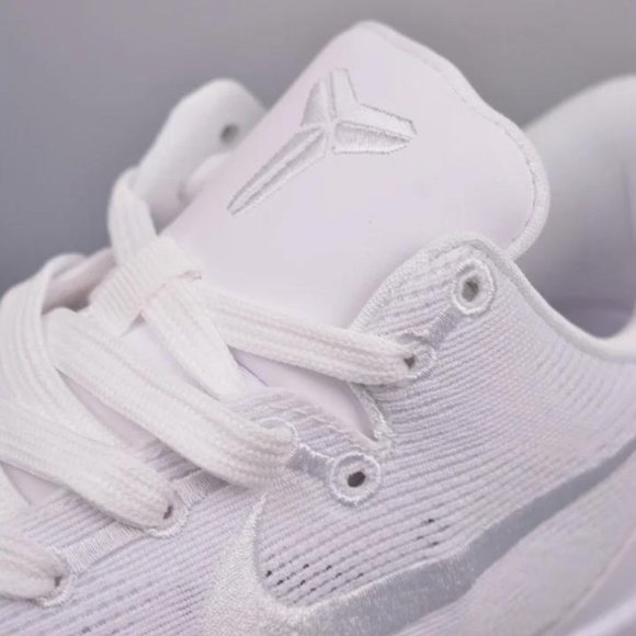 Nike Zoom Kobe 8 Rotro Size10 - Picture 8 of 9